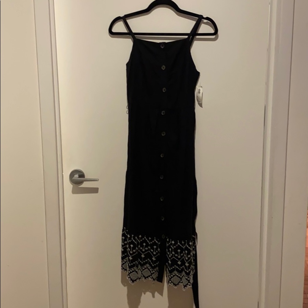 Old Navy Embroidered Dress